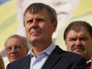 Ю.Одарченко подал в суд на Симоненко: Я не собираюсь терпеть, чтобы представители такой анахроничной партии, как КПУ, обвиняли меня в том, что всегда вызывало у меня отвращение - фашизм