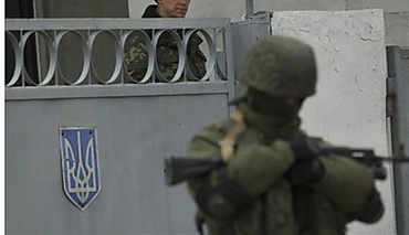 Боевики окружили военные части Нацгвардии в Донецке и Луганске и требуют сложить оружие