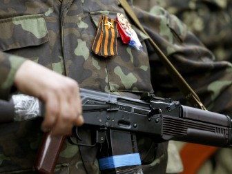 Терористы обстреляли из минометов позиции сил АТО у Славянска, четыре бойца ранены