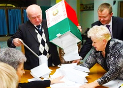 Лукашенко признался в фальсификациях выборов
