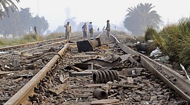 На Луганщине неизвестные взорвали участок железной дороги
