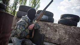 Террористы в Славянске обстреливают из гранатометов украинских военных