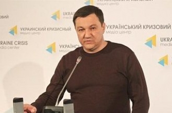 Д.Тымчук: один силовик погиб еще трое ранены в результате нападения на колонну в Харьковской области