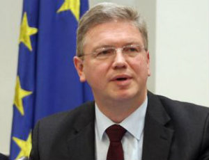    	 Фюле считает, что Украина, Грузия и Молдова должны стать членами ЕС