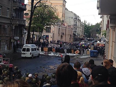 Высокопоставленный милиционер приказал отпустить задержанный накануне на въезде в Одессу автобус с сепаратистами, - Тымчук