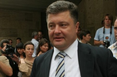 Порошенко выступил против увольнения Турчинова