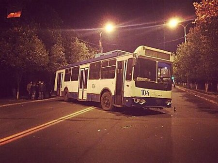 В Мариуполе в результате столкновений с сепаратистами погиб один человек, еще трое ранены