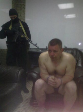 Задержанного "министра обороны ДНР" везут для проведения следственных действий в соседний город, - Аваков