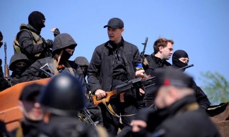 "Мирные граждане" в Мариуполе готовятся к штурму части Нацгвардии и аэродрома - Олег Ляшко