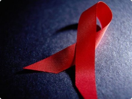Через год в РФ будет миллион зараженных ВИЧ. Среди них уже есть министры, депутаты, артисты, священники