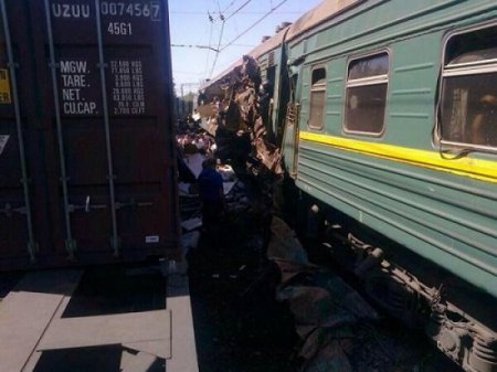 Под Москвой столкнулись два поезда, есть погибшие 