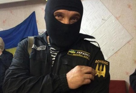 Батальон «Донбасс» освобождает админздания в Донецкой области