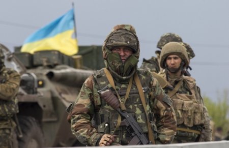 Украинские силовики сжимают кольцо вокруг террористов - Минобороны