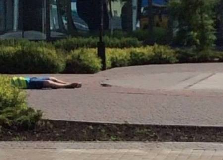 В Донецке в результате стрельбы возле вокзала один человек погиб, двое ранены