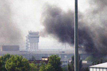 Украинские военные утром отбили две попытки захвата донецкого аэропорта