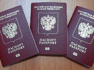    	 В Крыму несколько десятков тысяч человек не могут получить гражданство РФ, – Памфилова