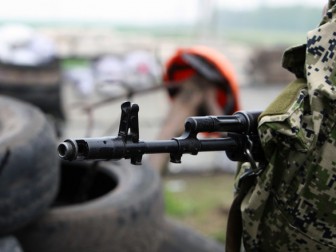 Силовики АТО взяли штаб террористов ДНР в Мариуполе и захватили в плен боевиков