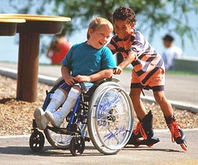 Порошенко подписал законы о инклюзивном обучении детей-инвалидов