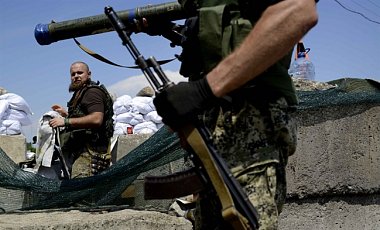 Террористы частично захватили воинскую часть ПВО в Донецке - СМИ