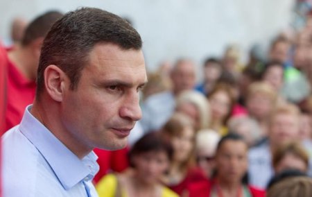 Кличко пообещал установить Мемориал жертвам Майдана в Киеве не позднее февраля 2015 года