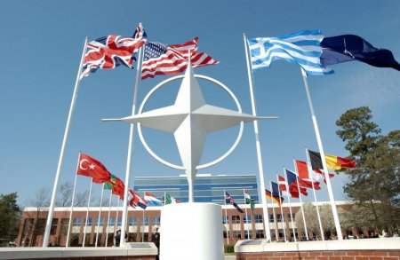 НАТО подумывает о создании постоянной базы в Восточной Европе
