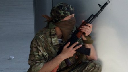 В.Селезнев: террористы пытаются выйти из окружения АТО под видом мирных жителей