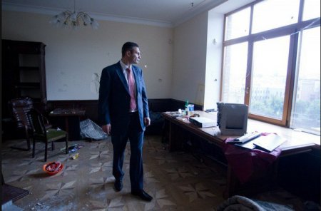 Кличко: здание Киевсовета - как после войны