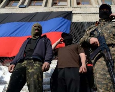 Террористы захватили больницу им. Калинина в Донецке и планируют сделать там свой госпиталь