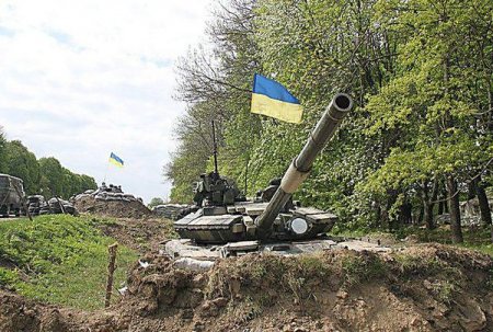 Силы АТО под Славянском и Краматорском усилили танками
