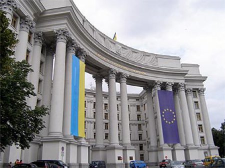 Украина, ОБСЕ и Россия договорились о ключевых этапах урегулирования на Донбассе