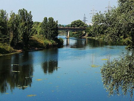 Водный канал «Северский Донец - Донбасс» из-за артобстрела временно оставновлен