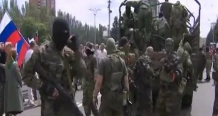 Террористы освободили захваченных в плен милиционеров из Енакиево