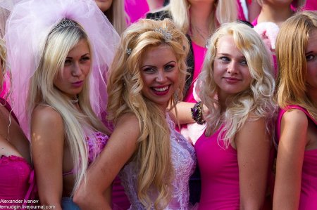 Парад блондинок в Одессе (Фото)