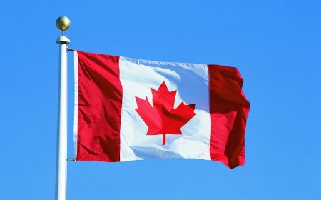 Канада ввела новые санкции против граждан России и Украины