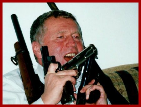 Жириновский собирает в России деньги для террористов