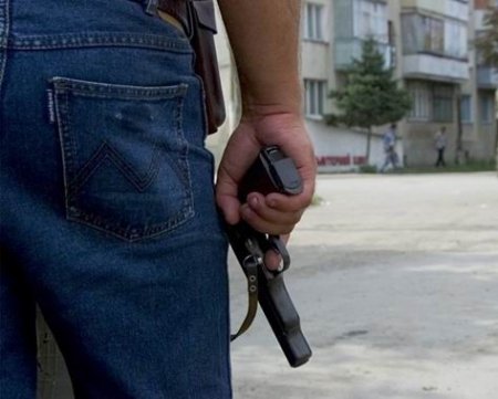 В Киевской области задержали автомобиль с огнестрельным оружием