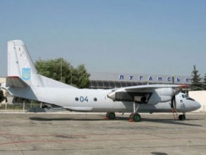 Подъезды к аэропорту Луганска заминированы — Геращенко