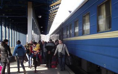 ГосЧС: С начала АТО с Донецкой и Луганской обл. отселены свыше 32,5 тыс. украинцев