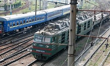 Восстановлено движение всех поездов ЮЖД в Донецкую область