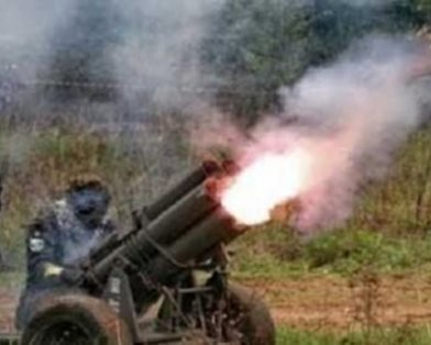 Террористы в Луганске ведут точечный артобстрел, - источник