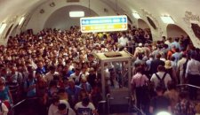 МЧС России: Количество жертв аварии в московском метро составляет "около 10 человек"