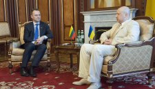 Турчинов: Украине нужно кардинально обновить судебную власть