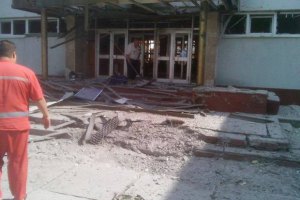 Боевики обстреляли завод в Луганске: шестеро погибших