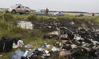 Теракт Вoeing 777: эксперты из Малайзии ночью прибыли в Киев