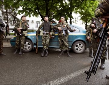 В Луганске угнали 5 служебных автомобилей экспертно-криминалистического центра МВД