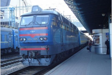 Донецкая железная дорога меняет маршруты поездов 