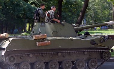 Боевики размещают "Грады" в жилых районах городов Донбасса - СНБО