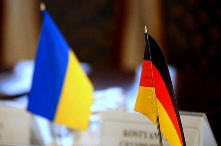 Главы МИД Украины, ФРГ, Франции и РФ сегодня соберутся советоваться в Берлине