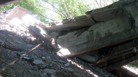В Донецкой области взорван мост через Северский Донец, - Служба автодорог