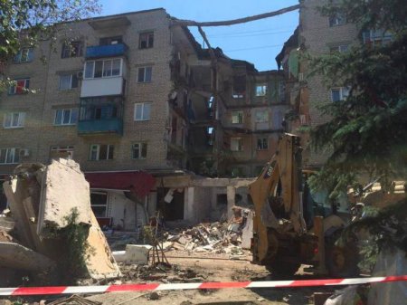 Фотофакт: террористы превратили пригород Славянска в руины